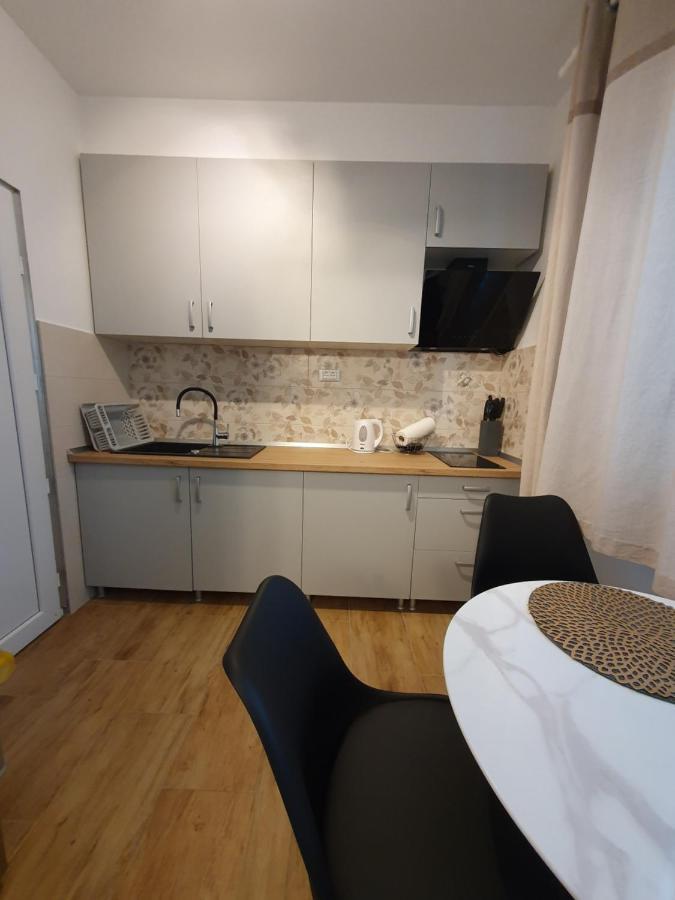 Zita - Heart Of Rovinj, Apartment For 2, Free Parking, 2Min Center, 5Min Beach Walk Eksteriør billede